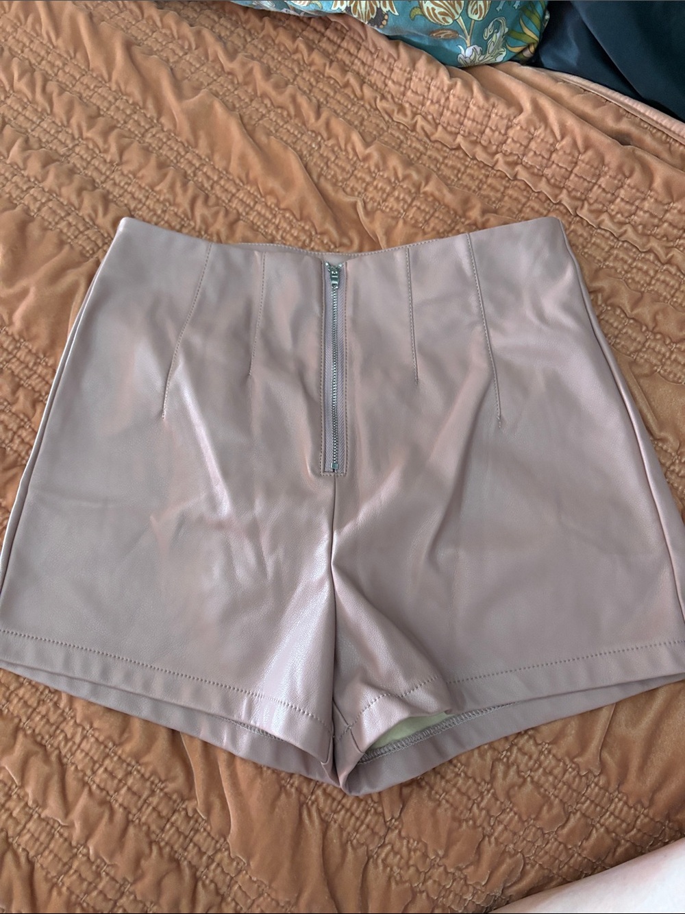 High-Waist Vegan Leather Shorts in Light pink